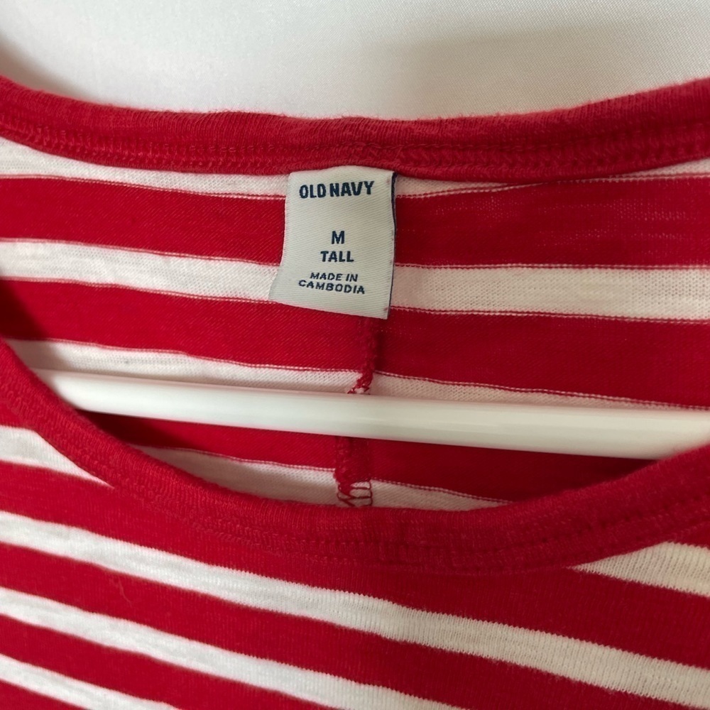 Old Navy/ Red and white striped knee length crew neck short sleeved dress - Picture 3 of 4